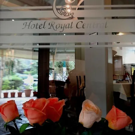 Hotel Royal 3*