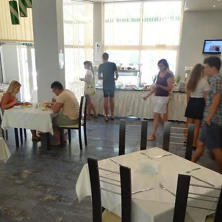 Hotel Royal 3*